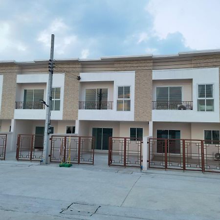 Ban Khlong Krang Yyk Holiday Rooms מראה חיצוני תמונה
